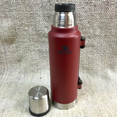 Termo Stanley Clásico 1.4 Lts. Asa Plegable