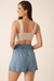 Cropped Astrid na internet