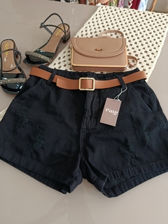 Shorts jeans com cinto - comprar online