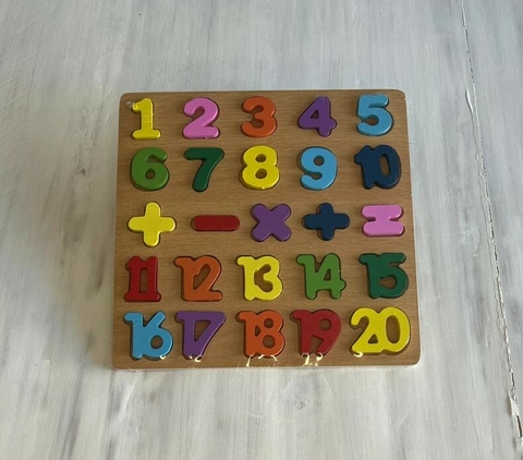 Juego Tablero de Encastre Números II