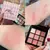 Paleta de Sombras ScarletMuse™ | Sua beleza, seu poder em cada cor -Vibrante. Sedutora. Intensa. Brilhante. Mística.