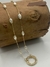 Gargantilha 3 elos, sendo um cravejado, com fio de pérolas banhada a ouro 18k (design autoral) - comprar online