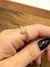 Anel prego com detalhes em zircônias banhado a ouro 18k (tam 18) - comprar online