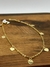 Tornozeleira plaquinhas coração pendentes banhada a ouro 18k, 28cm - comprar online
