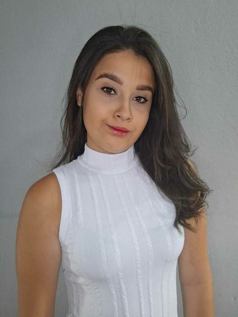 Blusa Regata Canelada | Elegância em cada detalhe