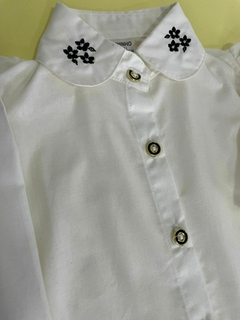 Conjunto camisa detalhes e shorts preto - Fantástico mundo