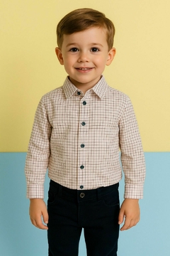 Conjunto camisa xadrez e calça em sarja
