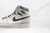 Jordan 1 Retro High OG Defiant SB NYC to Paris na internet