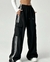 Pantalon Cargo con detalle de franjas blancas laterales - tienda online