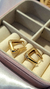 Argola Triangular Cravejada Em Micro Zircônias | Banho Ouro 18K - loja online