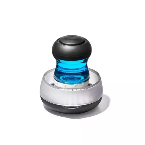 Cepillo con Dispenser Detergente con Base Antideslizante Oxo - comprar online