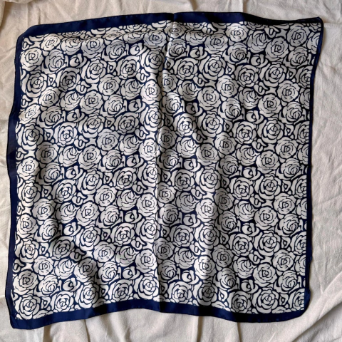Pañuelo Rosas - comprar online
