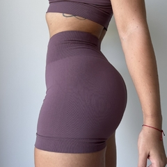 Short Valu Seamless Morado - KaiZen Fit