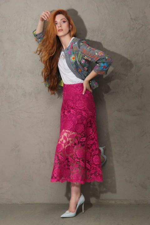 Saia Midi Sophie Flowers - Loja Camila De Zorzi