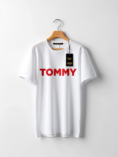 Camiseta Tommy Hilfiger Premium – Estilo Qualidade Garantida na internet
