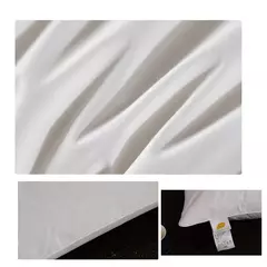 Travesseiro de penas de ganso na internet