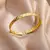 Pulseiras de aço inoxidável para mulheres, cor dourada, textura geométrica - loja online