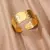 Pulseiras de aço inoxidável para mulheres, cor dourada, textura geométrica - comprar online