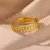 Imagem do Pulseiras de aço inoxidável para mulheres, cor dourada, textura geométrica