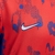 Camisa Atlético de Madrid Pré-jogo 24/25 - Torcedor Nike Masculina - Vermelha com detalhes em azul na internet