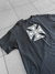 Remera "Cruux" Gris Topo