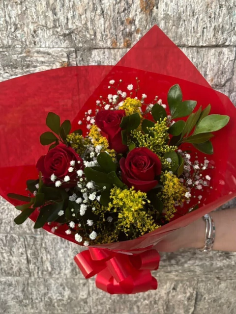 Mini buquê 3 Rosas Vermelhas - comprar online