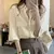 Um bolso solto blusa, em torno do pescoço roupas de renda, sentido dobrado cami - comprar online