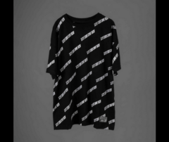 Remera Outline Negra - comprar online