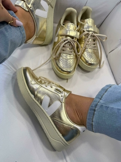Imagem do TÊNIS VERT OURO LIGHT