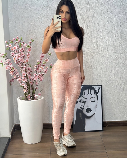 Conjunto Velvet Rose