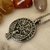 Vegvisir reversible, con cadena