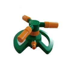 Regador Plástico Tres Brazos 360 Grados - comprar online