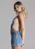 Jardineira Jeans - Curta - Sawary na internet