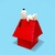 Figura Snoopy sobre su cucha - tienda online