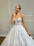 Vestido de Noiva Princesa com Bordado 3D e Saia Plissada - Semi Novo - loja online