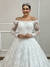 Imagem do Vestido de Noiva Ombro a Ombro em Renda Chantilly. - Semi Novo