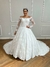 Vestido de Noiva Ombro a Ombro em Renda Chantilly. - Semi Novo - Faggion Noiva