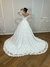 Imagem do Vestido de Noiva Ombro a Ombro em Renda Chantilly. - Semi Novo