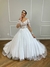 Vestido de Noiva Modelo Princesa com Renda Arabesco e Brilho - Semi Novo