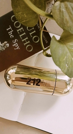 212 VIP - Carolina Herrera 80ml na internet