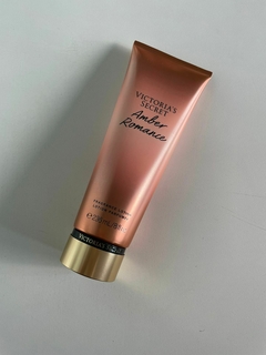 Hidratante Victoria's Secrets - Amber Romance 236ml - comprar online