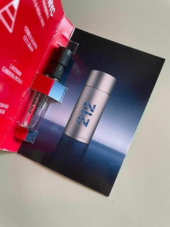 Amostrinha Original Perfume 212 Men NYC - Eau de Parfum Masculino 1,2ml - comprar online
