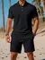 Um conjunto de duas peças de shorts de verão masculino de alta qualidade e top na internet