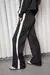 Pantalon ancho con franja combinada y pinzas (punto yoga) -