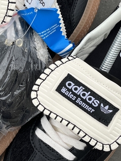 Adidas Samba x Wales Bonner en internet