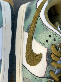 Nike Dunk Low Sb x Alexis Sablone Chameleon en internet