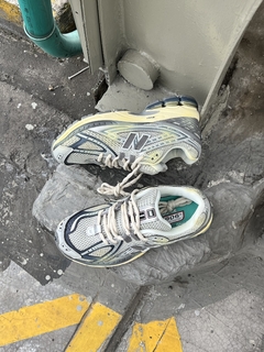 New Balance 1906R