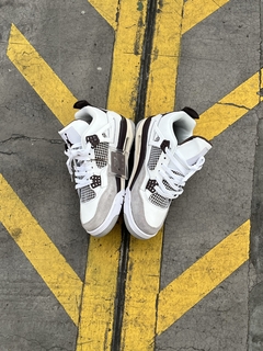 Air Jordan Retro 4 x A Manier en internet
