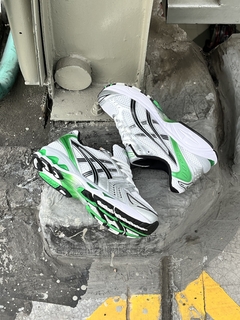 Ascis Gel Kayano 14 en internet