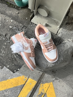Nike Sb Dunk Low en internet